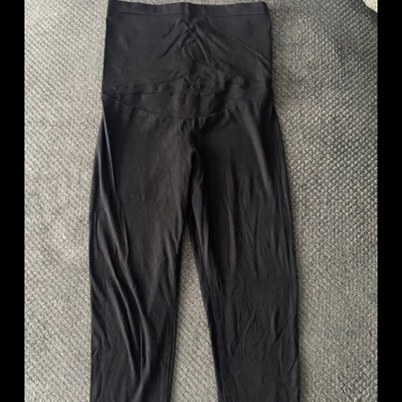 A Pea in the Pod Capri leggings size x-small - Picture 1 of 3